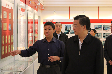 福建省委常委、省紀(jì)委書記倪岳峰調(diào)研虹潤公司