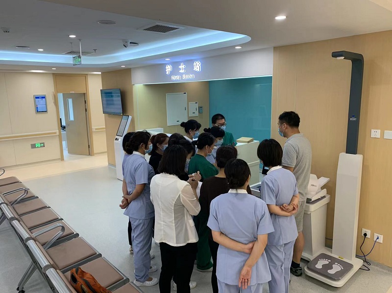 　　體檢太麻煩?健康智能體檢一體機(jī)，讓健康來(lái)的更輕松！