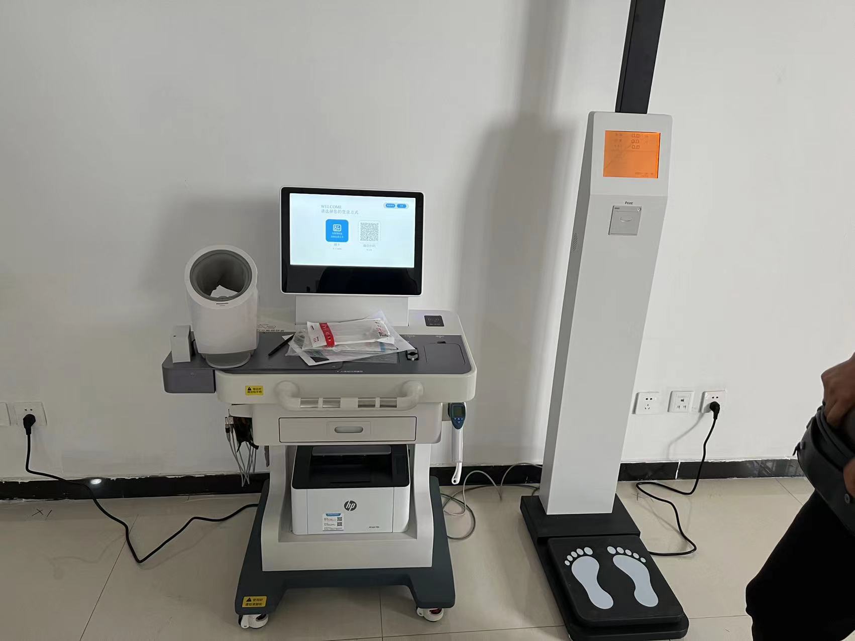 全自動(dòng)身高體重儀可應(yīng)用于哪些場景？優(yōu)點(diǎn)有哪些？