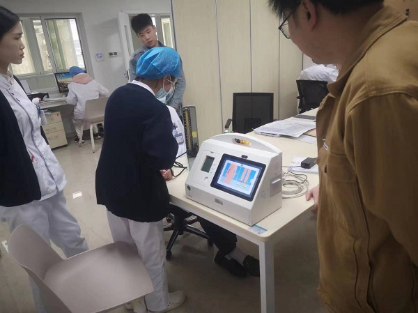 公共衛(wèi)生智能終端設(shè)備是什么？基層健康服務(wù)的“智能幫手”